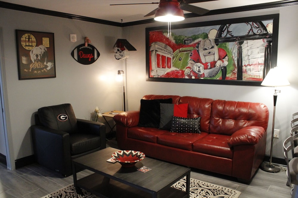 Suite, 2 Bedrooms photo 3