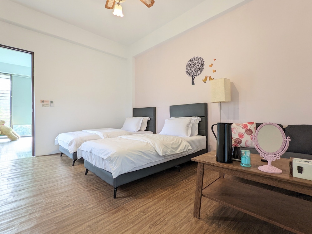 Standard Twin Room (" -A-") photo 3