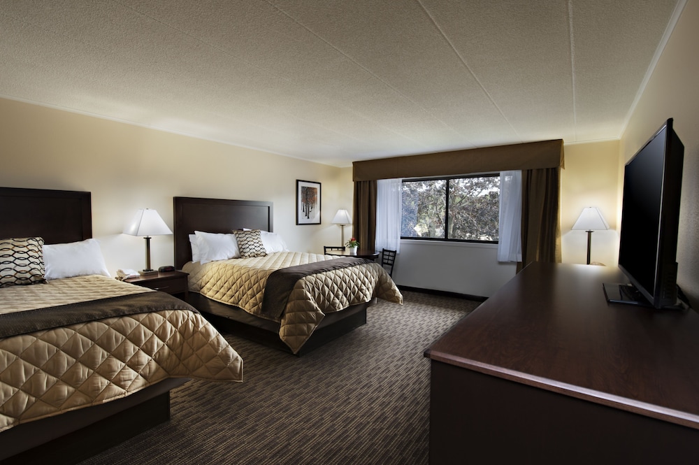Premium Room, 2 Queen Beds photo 2