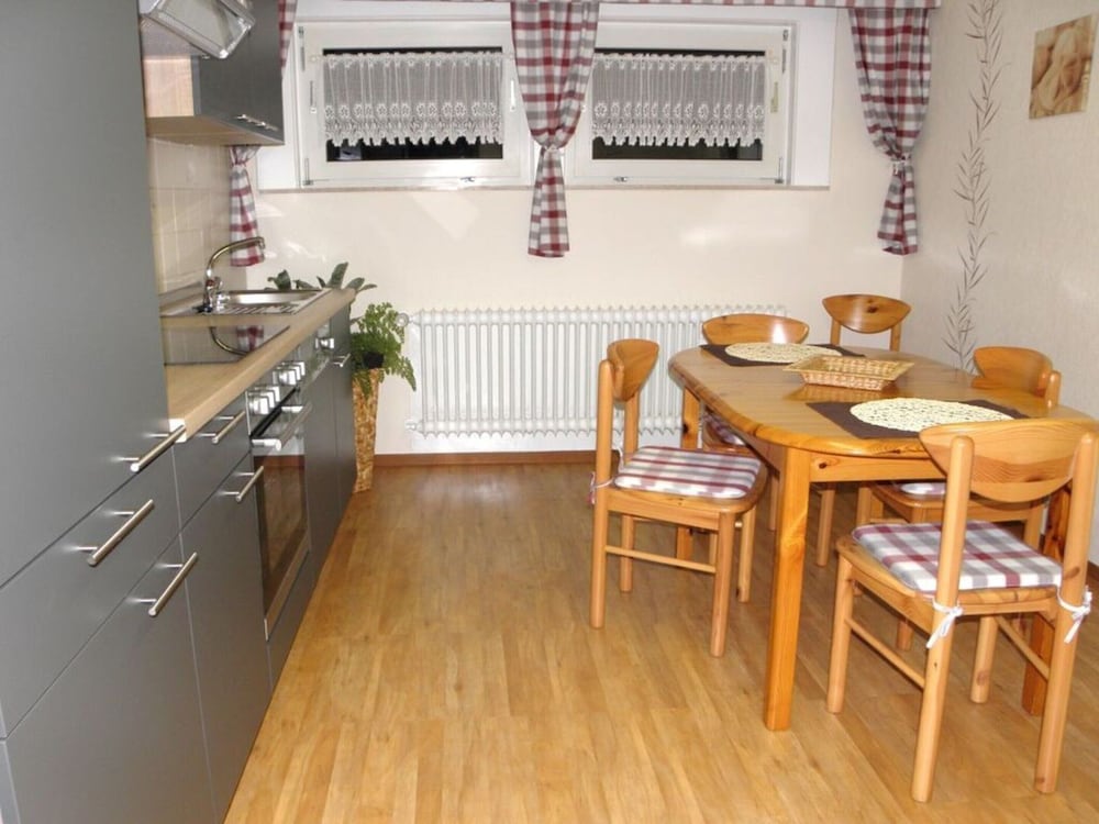Apartment photo 3
