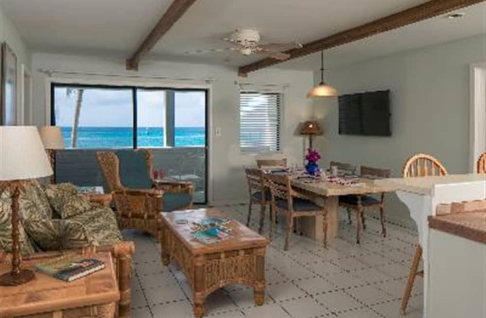 Suite, 3 Bedrooms (Hibiscus/Alamanda) photo 2