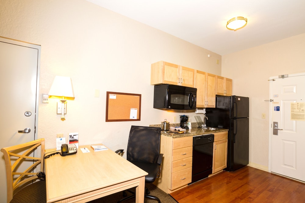 Studio Suite, 1 Queen Bed - Photo 6