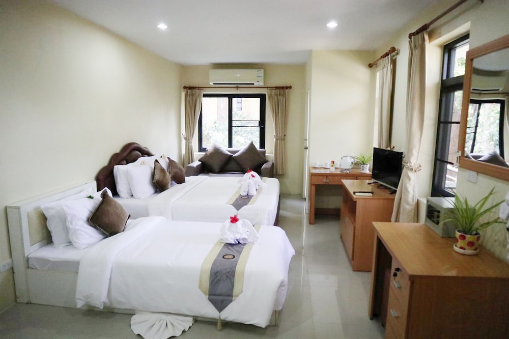 Connection Room, 2 Double Beds, Non Smoking