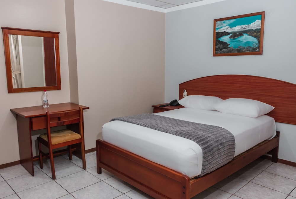 Executive Single Room, 6 Bedrooms