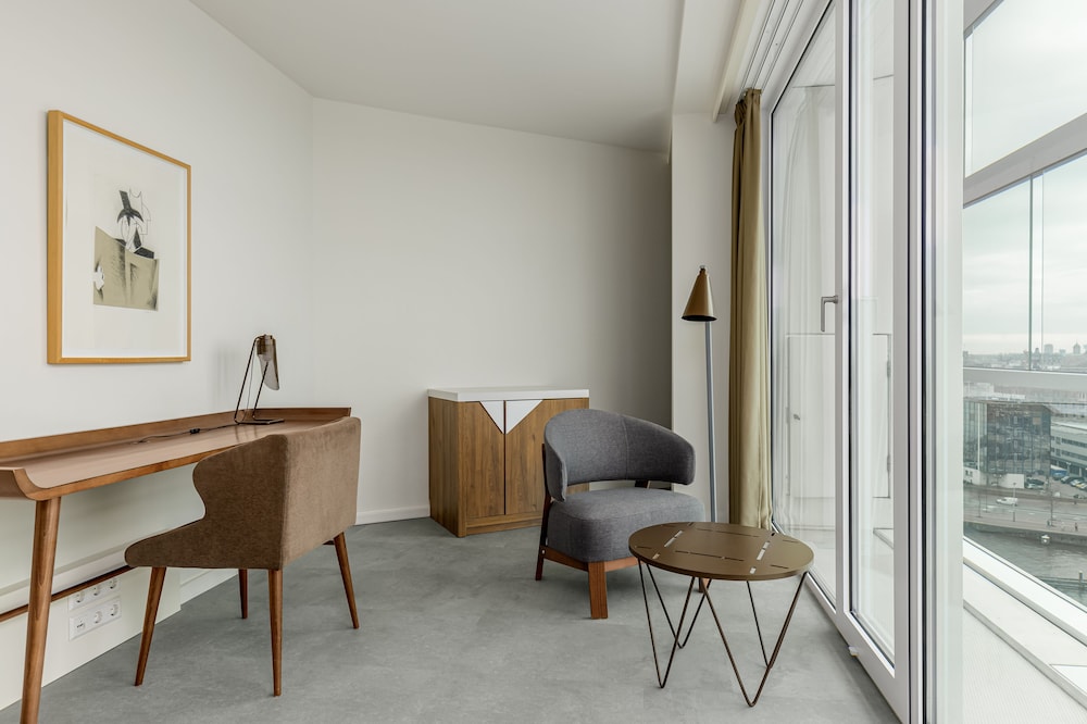 Superior Double Room, City View - Photo 7