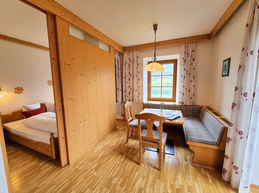 Apartment, 2 Bedrooms, Balcony, Lake View (incl. Cleaning fee) photo 1