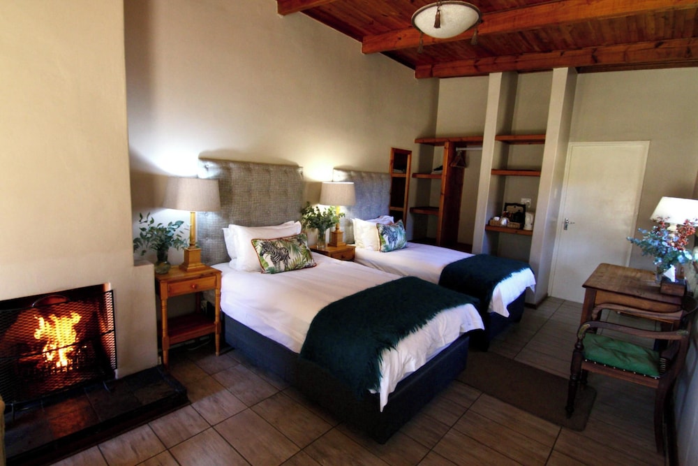 Standard Twin Room photo 1