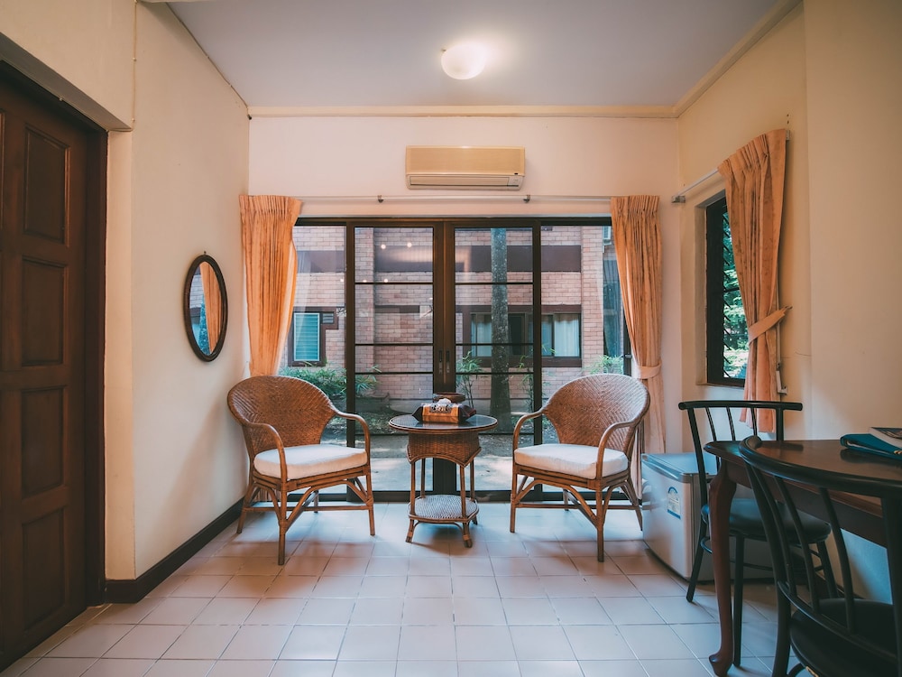 Simple Room (Double) photo 2