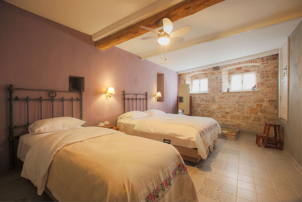 Superior Triple Room photo 1