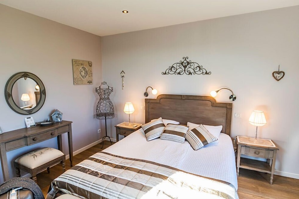 Double Room, Ensuite (Les Jolivettes) photo 2