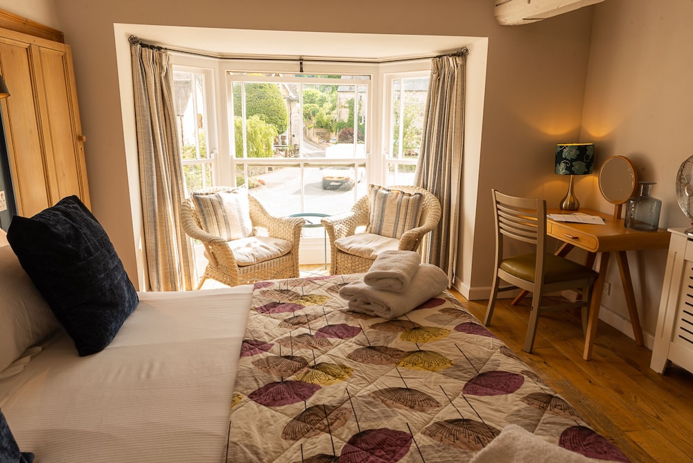 Double or Twin Room, Ensuite (Nettle) photo 1
