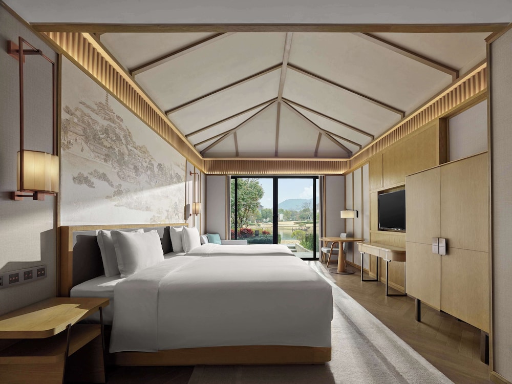 Villa, Multiple Beds, Bathtub
