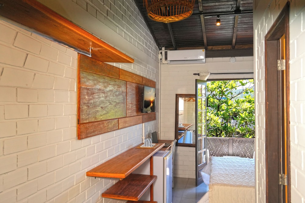 Deluxe Double or Twin Room, Non Smoking photo 1