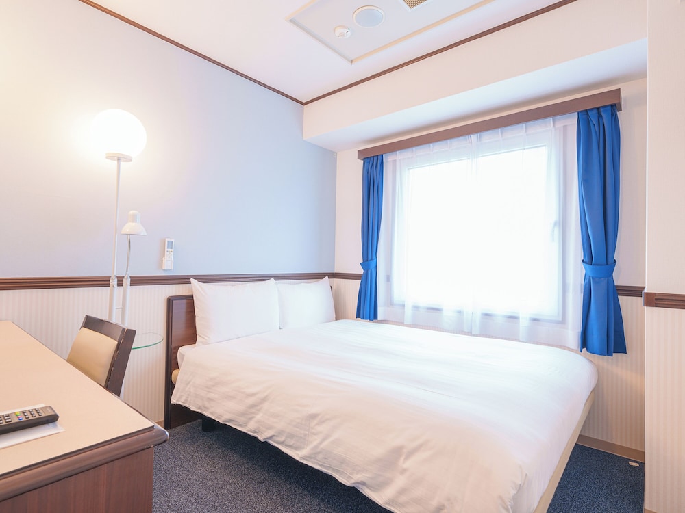 Economy Double Room, Smoking