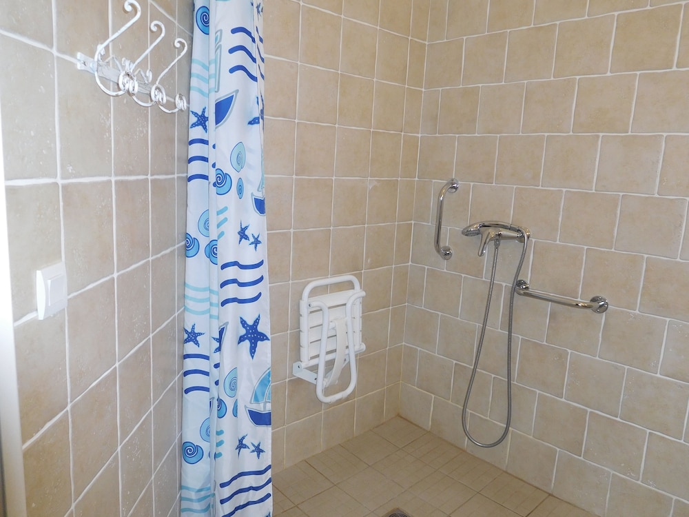 Double Room (Bretagne) photo 3