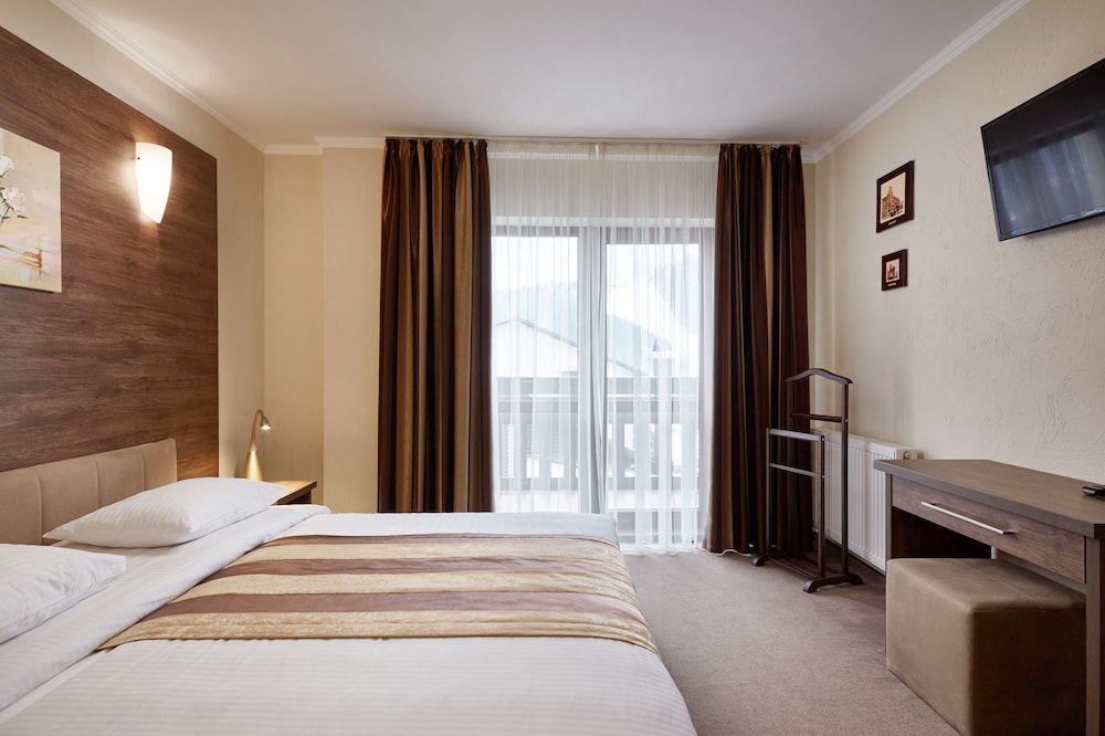 Standard Double Room photo 3