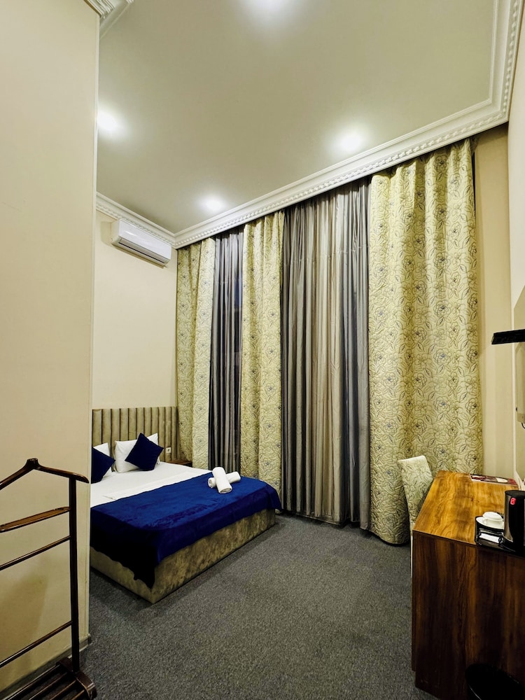 Deluxe Double Room, Balcony, City View
