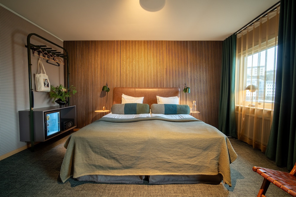 Studio Suite - Photo 8