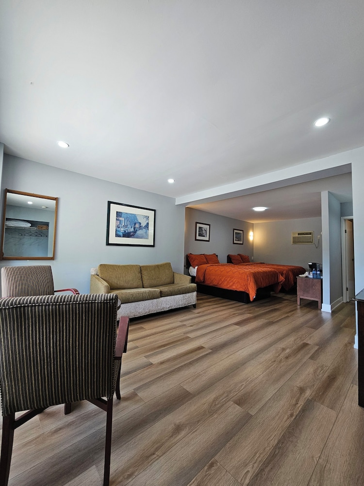 Standard Double Room, 2 Double Beds photo 2