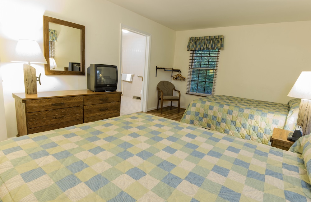 Deluxe Cottage, 2 Bedrooms, Accessible (2 Bath) photo 1