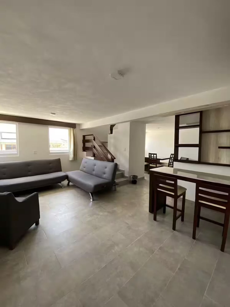 Family Apartment photo 3