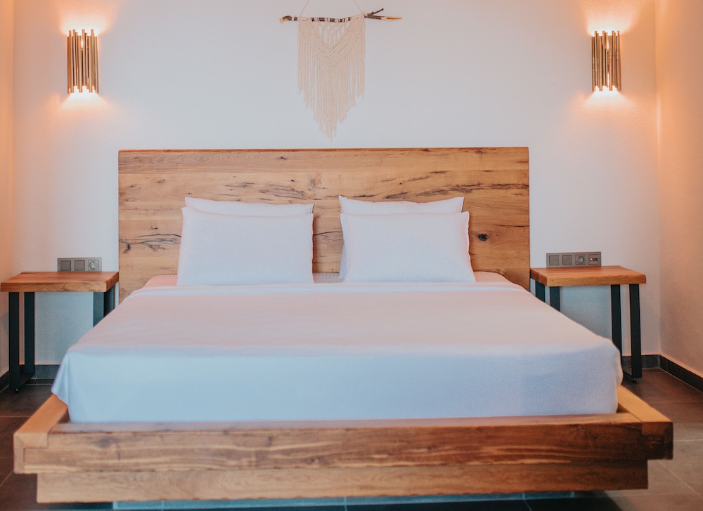 Deluxe Double Room (Iskota)