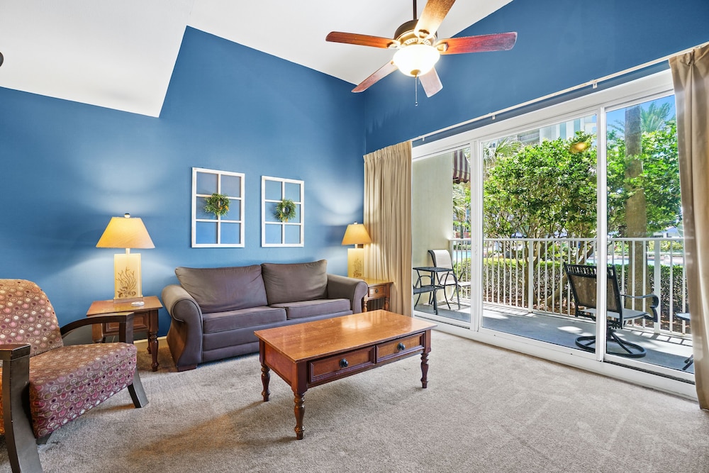 Condo, 2 Bedrooms, Sea View, Beachfront (112)