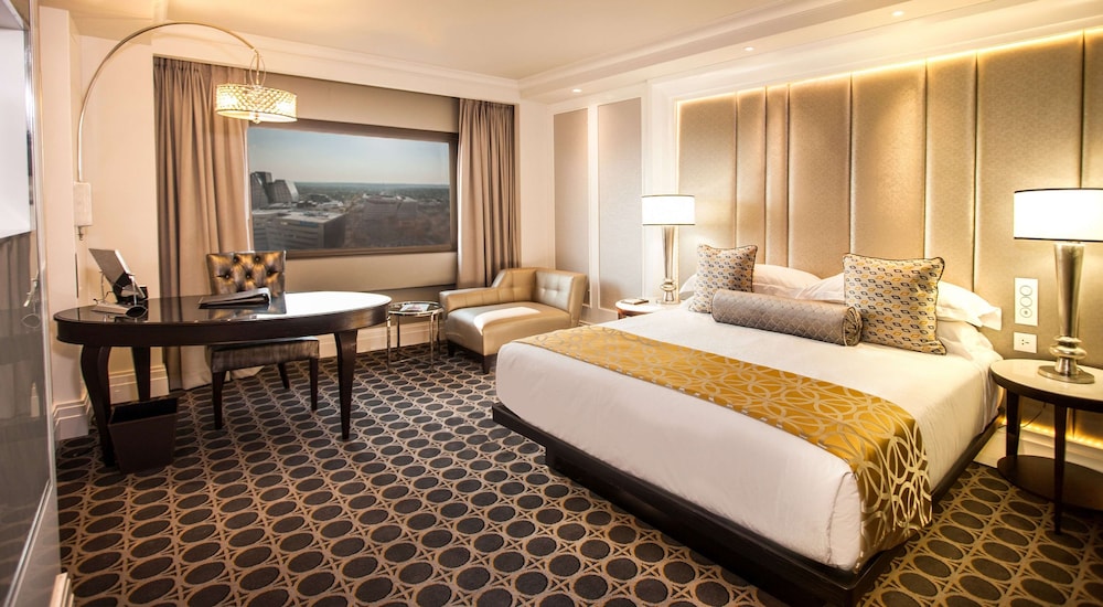 Sandton Sun Superior Double Room photo 2