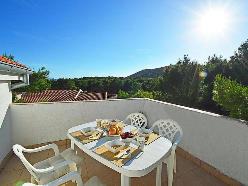 Apartment (One Bedroom Apartment With Sea View A)