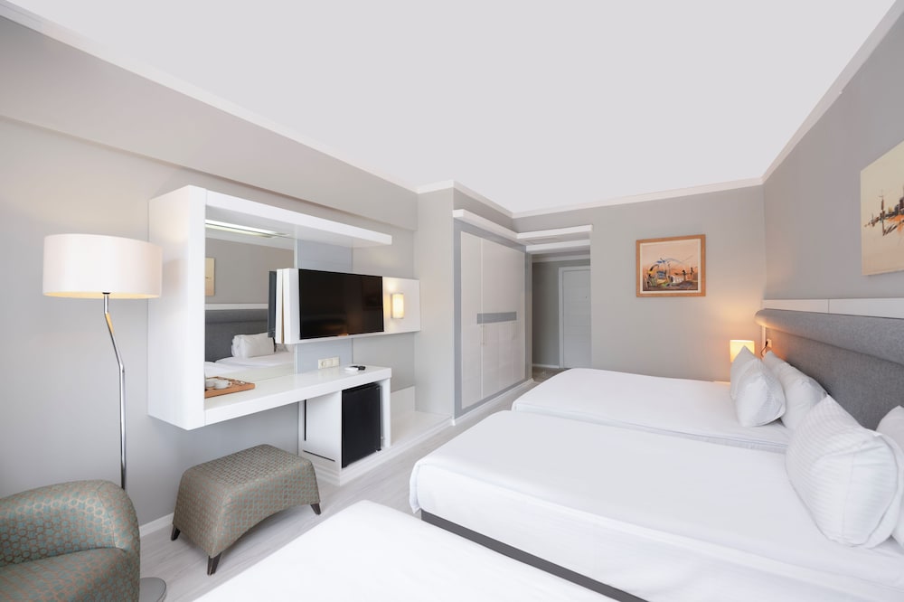 Grand Superior Room, Mountain View