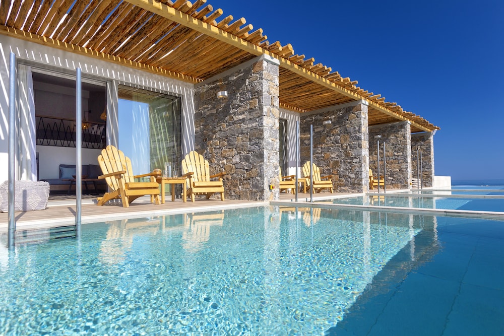 Deluxe Suite, Private Pool, Partial Sea View (Split Level)