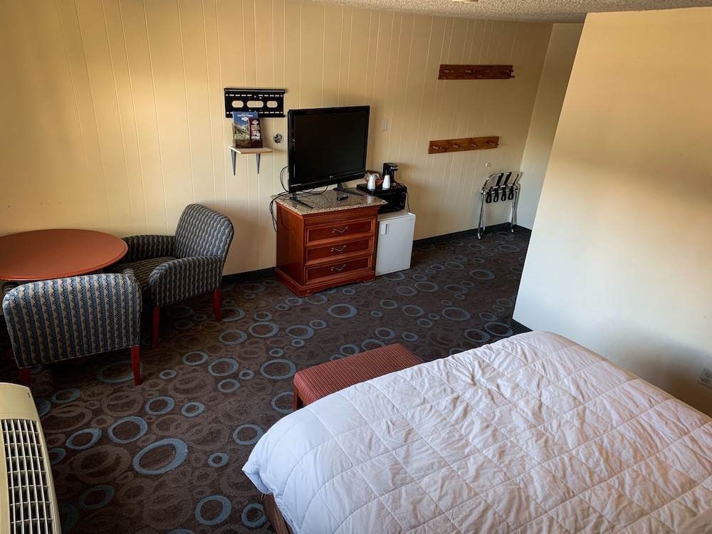 Comfort Room, 1 King Bed photo 3