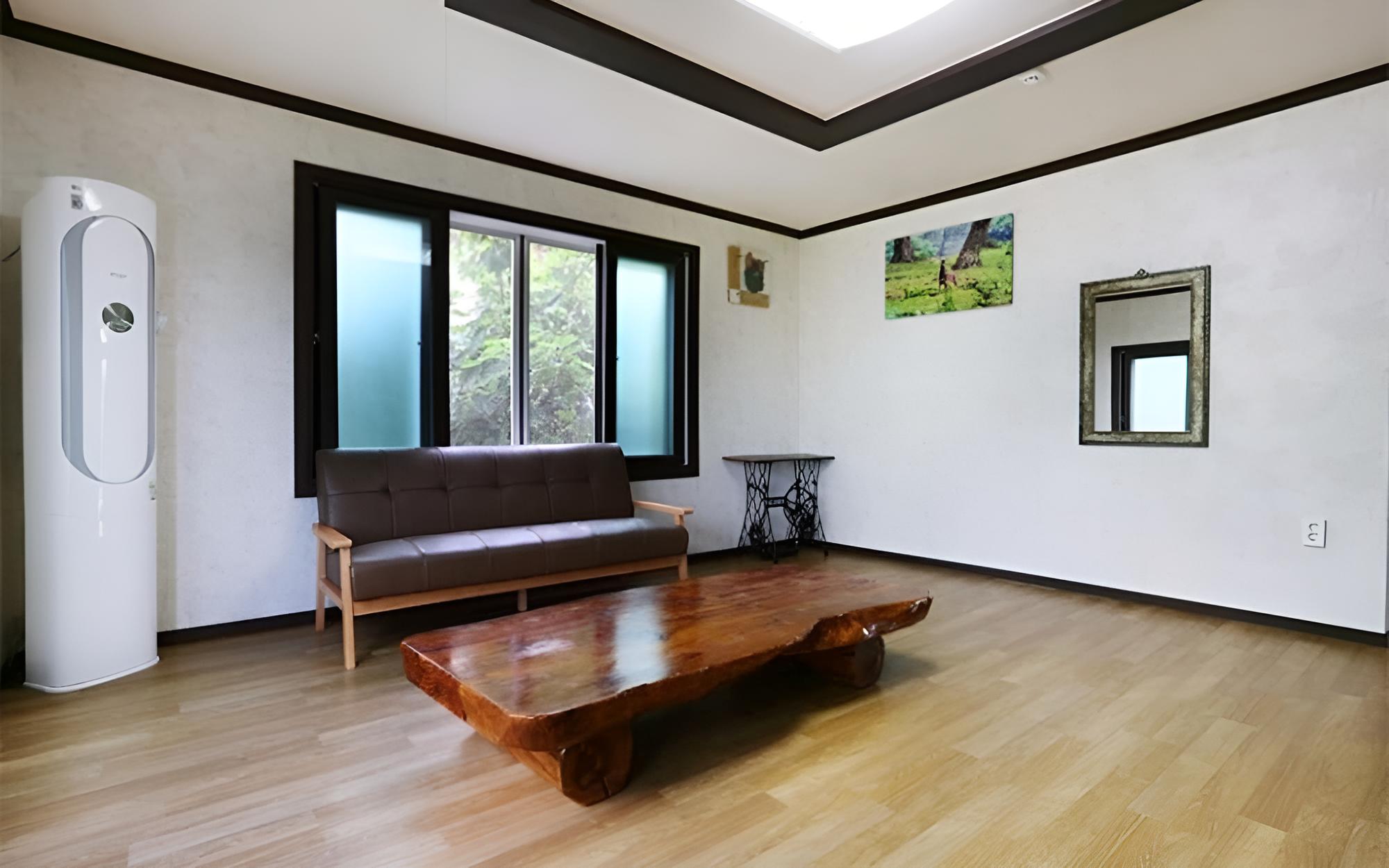 Room (A wing) photo 3