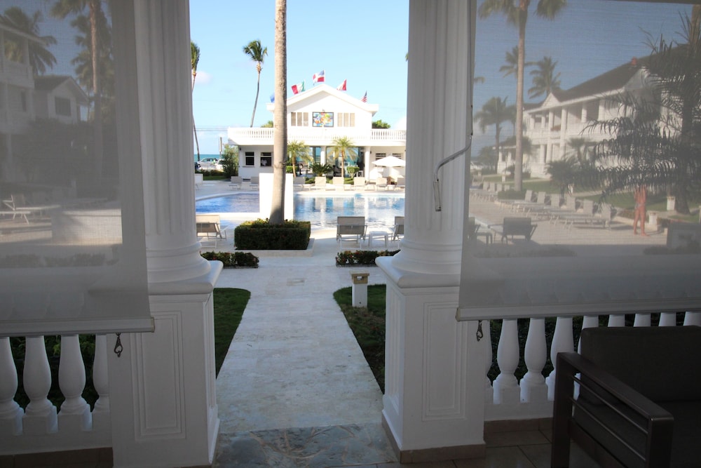 Exclusive Villa, 2 Bedrooms, Sea View photo 3