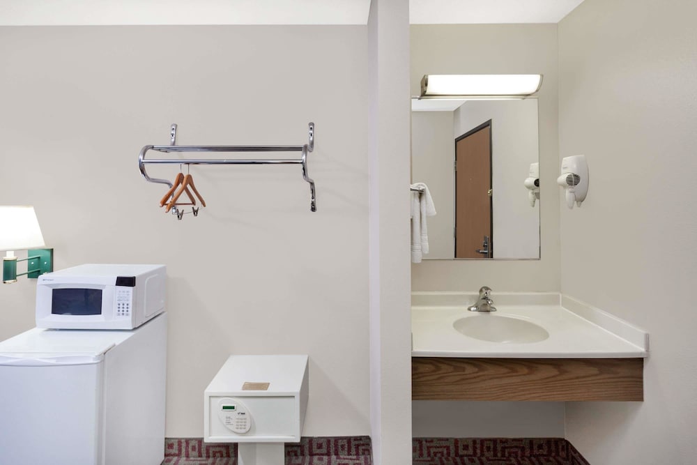 Room, Accessible - Photo 3