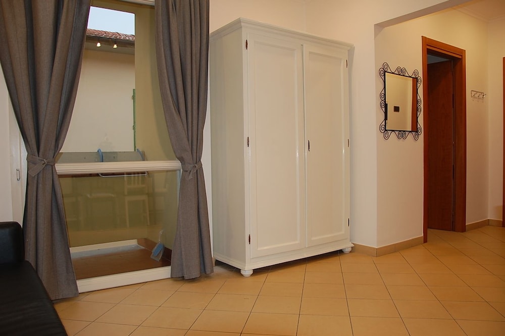 Deluxe Apartment, 1 Bedroom, City View photo 2