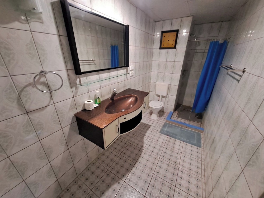 Basic Double Room, 1 Double Bed, Accessible, Non Smoking photo 3