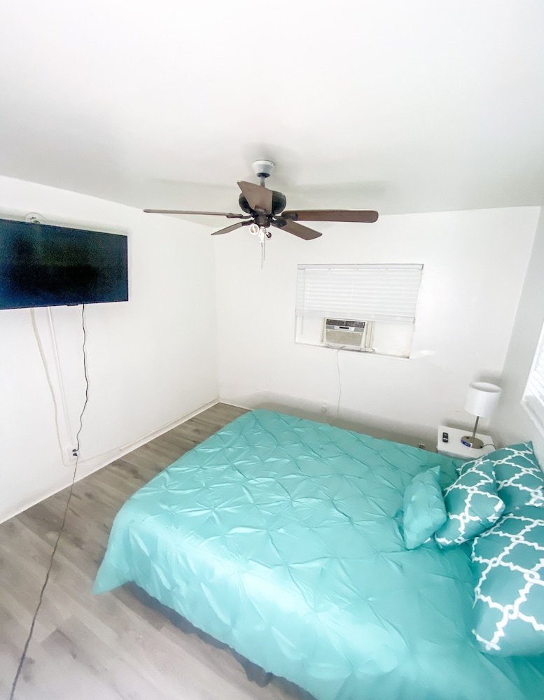 Elite Apartment, 2 Bedrooms, Kitchen photo 2