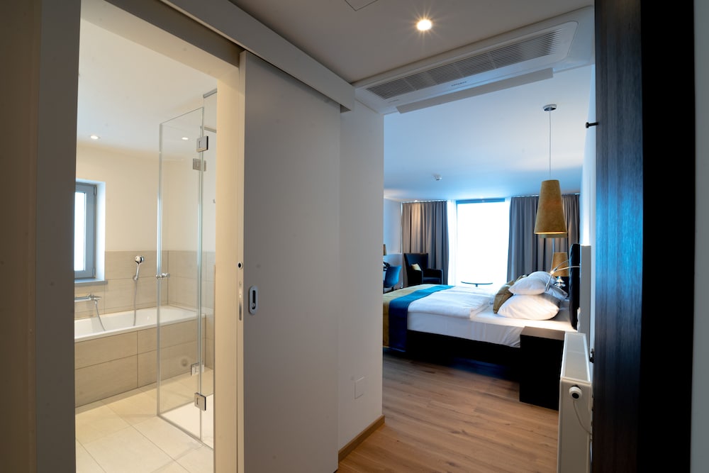 Junior Suite (Deluxe) photo 3