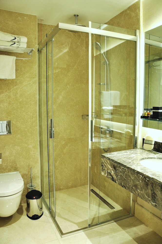 Superior Double Room with Balcony photo 2