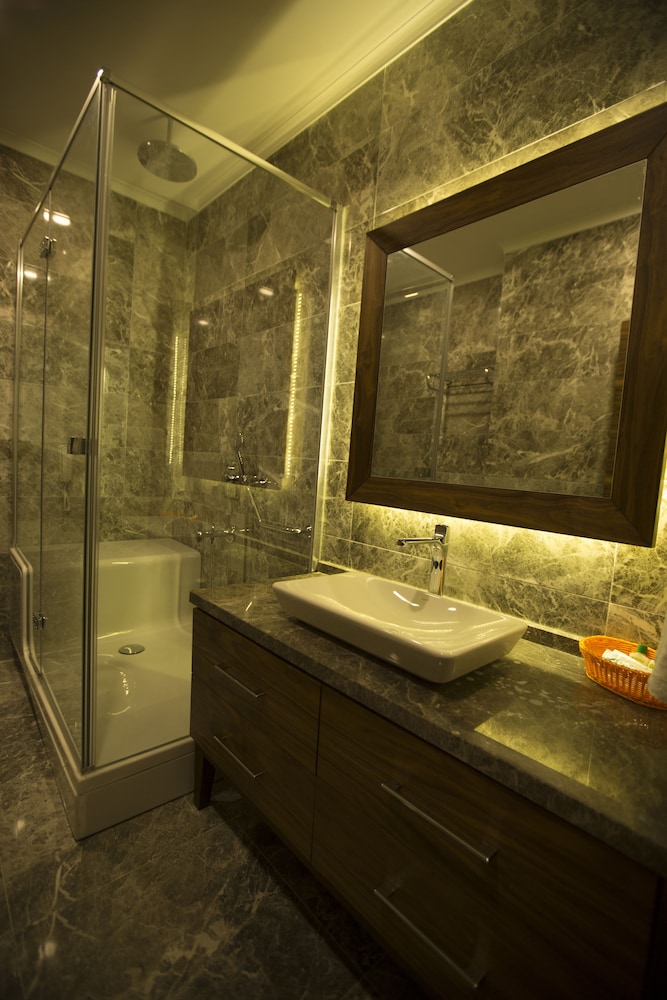 DELUXE LAKE WIEW ROOM photo 2