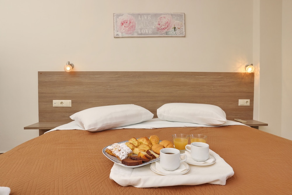 Double Room, Partial Sea View