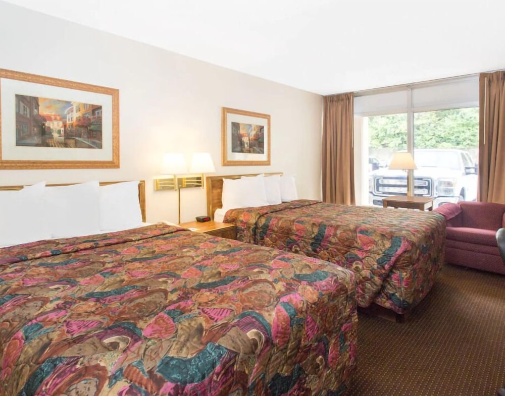 Double Room, 2 Double Beds - Photo 2