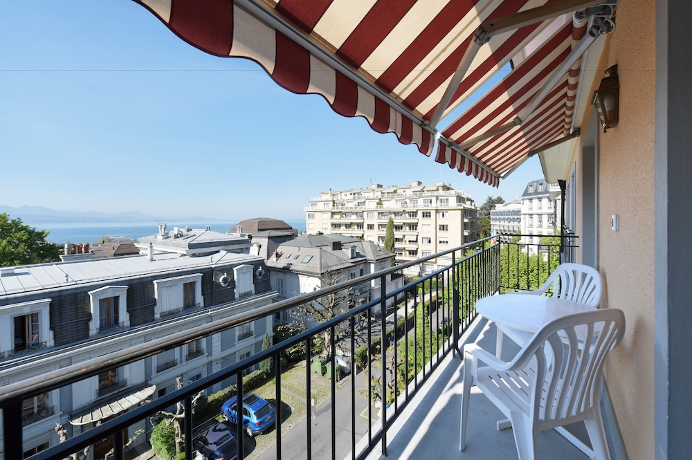 Superior Twin Room, Balcony, Lake View - Photo 7