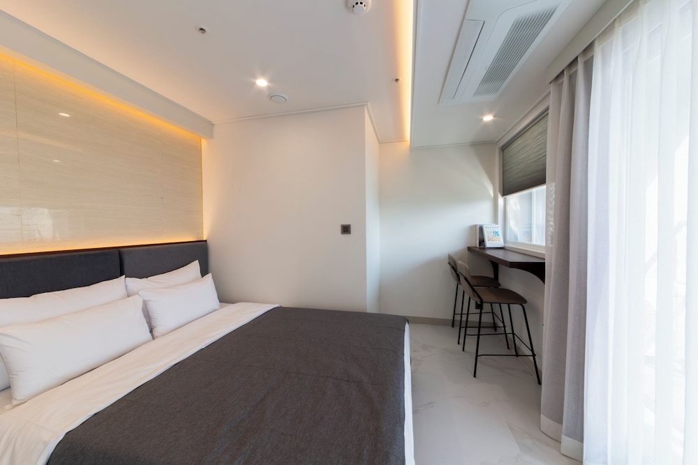Ocean view Family Twin Room