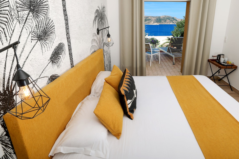 Panoramic Double Room, Balcony, Sea View - Photo 14