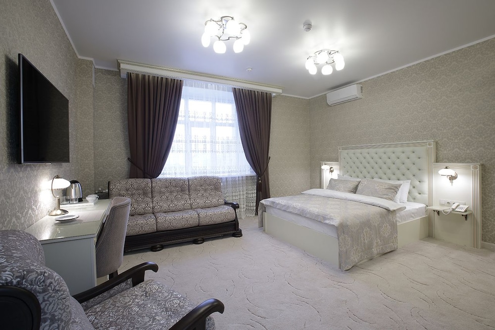Honeymoon Suite (no balcony) photo 2