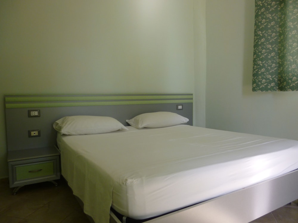 Double Room, Beach View photo 2