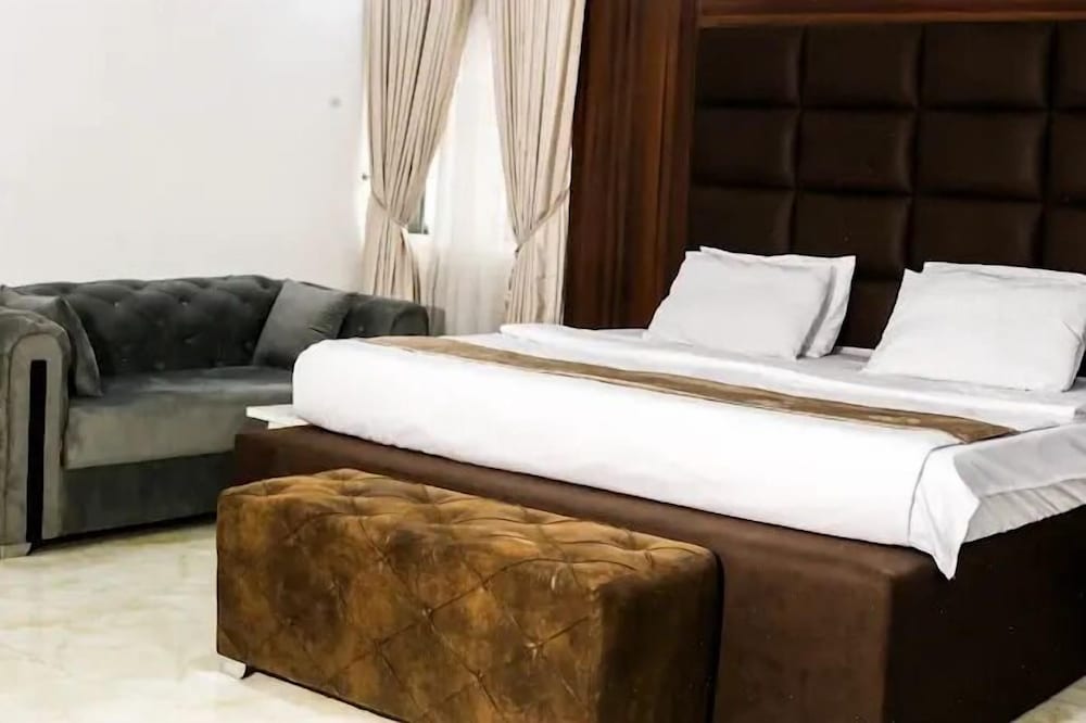 Deluxe Room, Balcony, City View