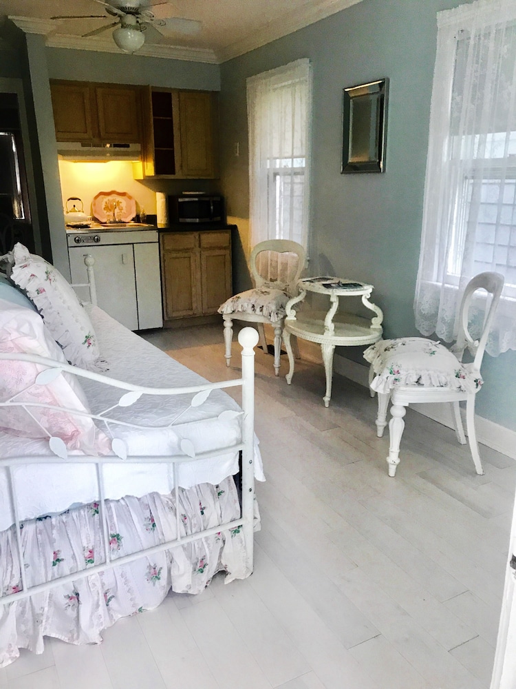 Deluxe Cottage, 1 Bedroom, Private Bathroom